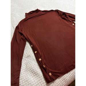 Isabel Maternity Side Snap Top Rust Brown Medium Soft Minimalist Layering